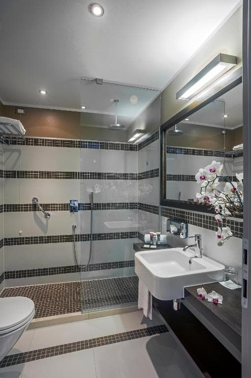 ramada wyndham - 2