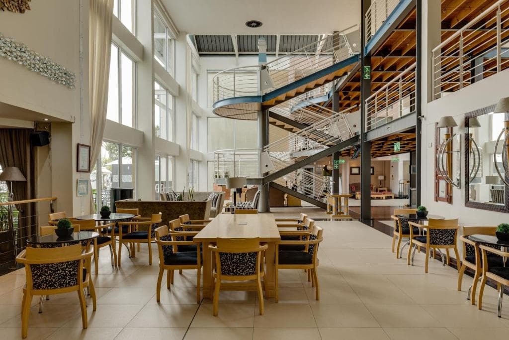 Protea Hotel by Marriott Knysna Quays - 1