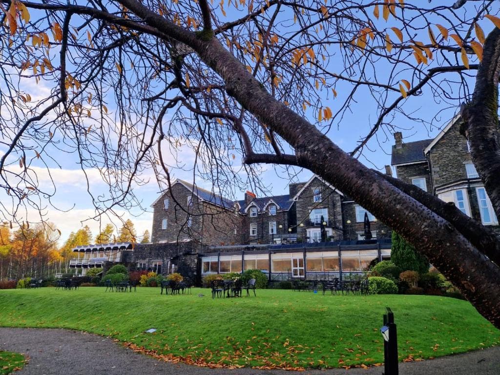 Macdonald Old England Hotel & Spa - 7