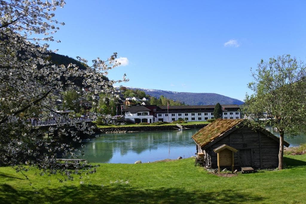 Stryn Hotel - 1