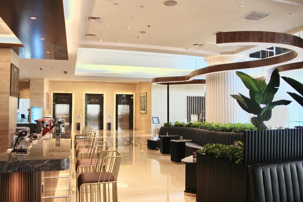 JS Luwansa Hotel - 3