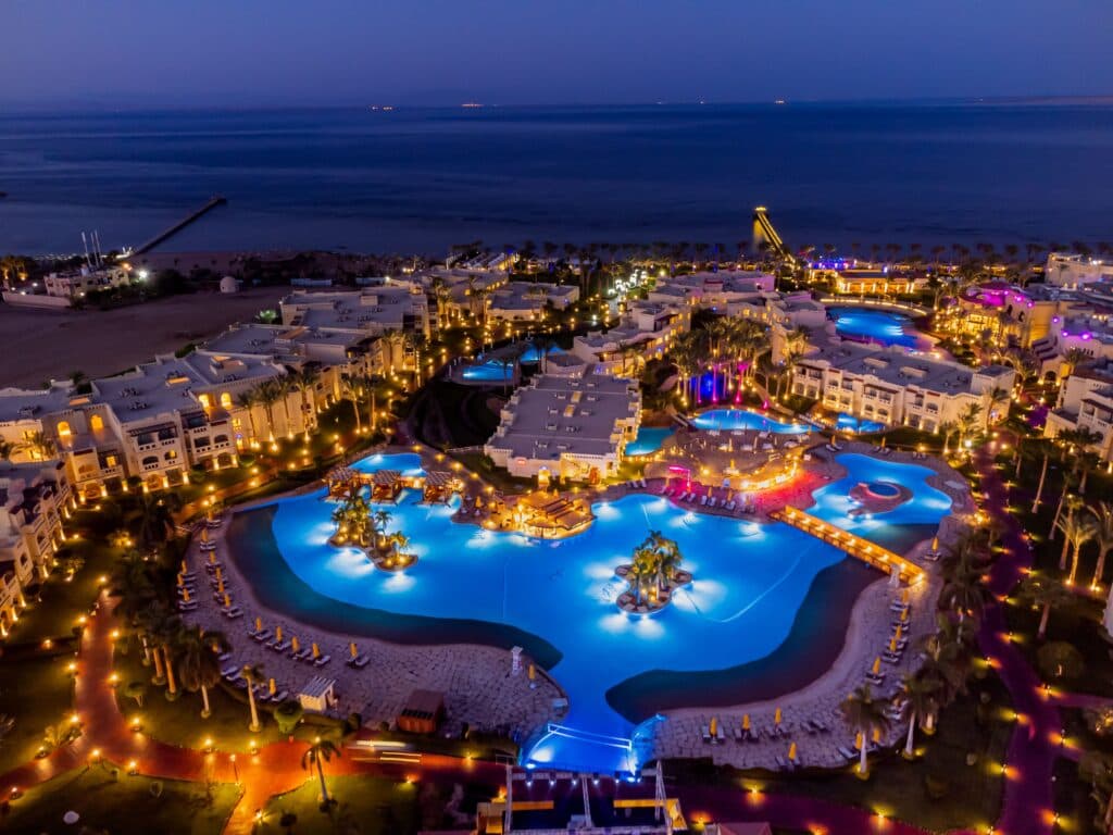 عرض شرم الشيخ مع الطيران