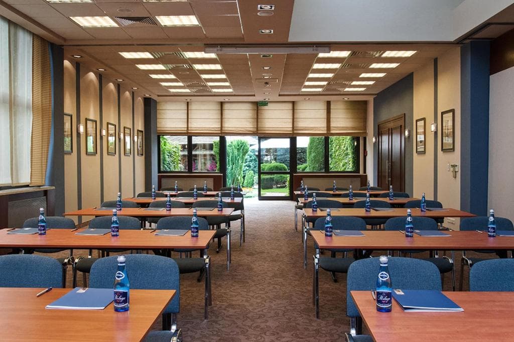 Crown Piast Hotel - 3
