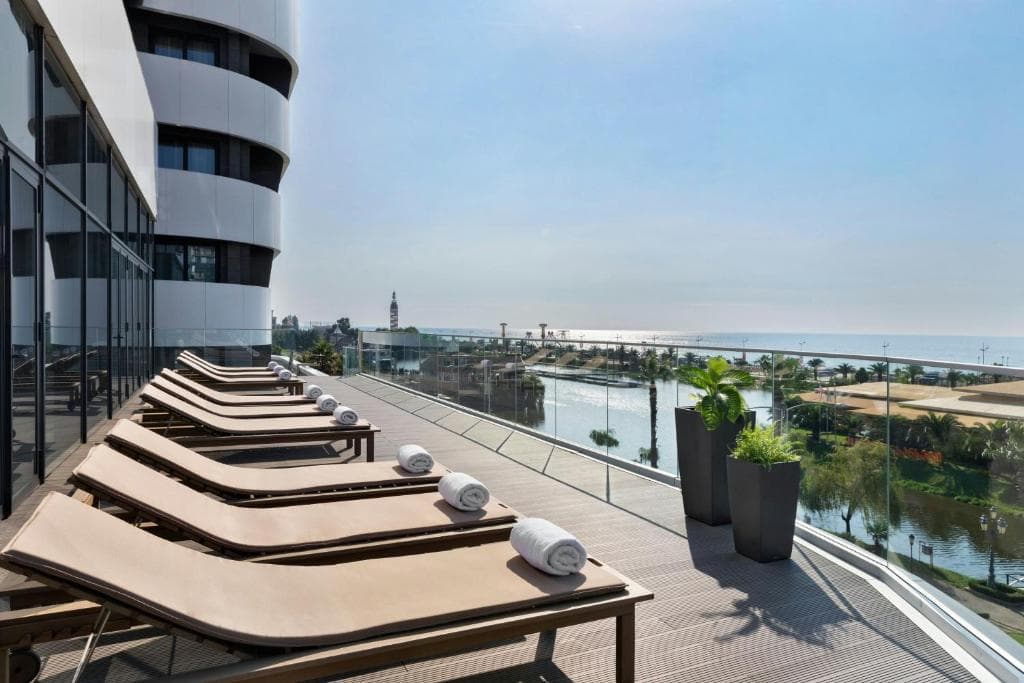 Courtyard by Marriott - 9
